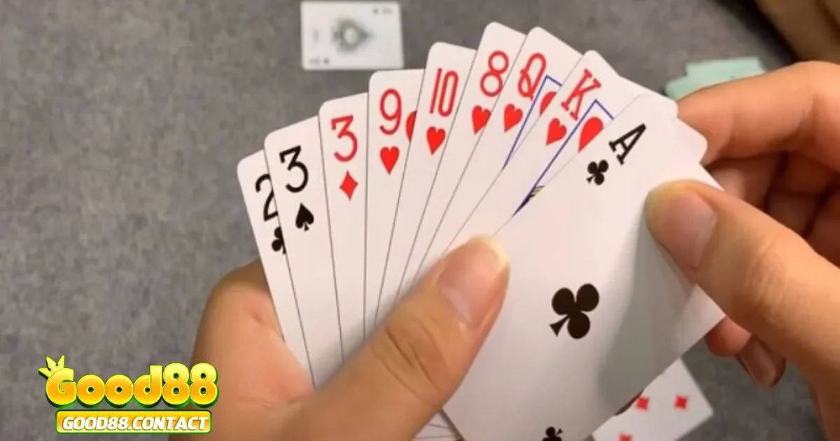 Đánh lạc hướng đối thủ